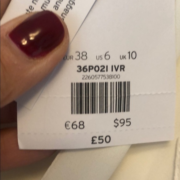 Off white long sleeve Topshop romper sz 2 NWT!! - Picture 3 of 3